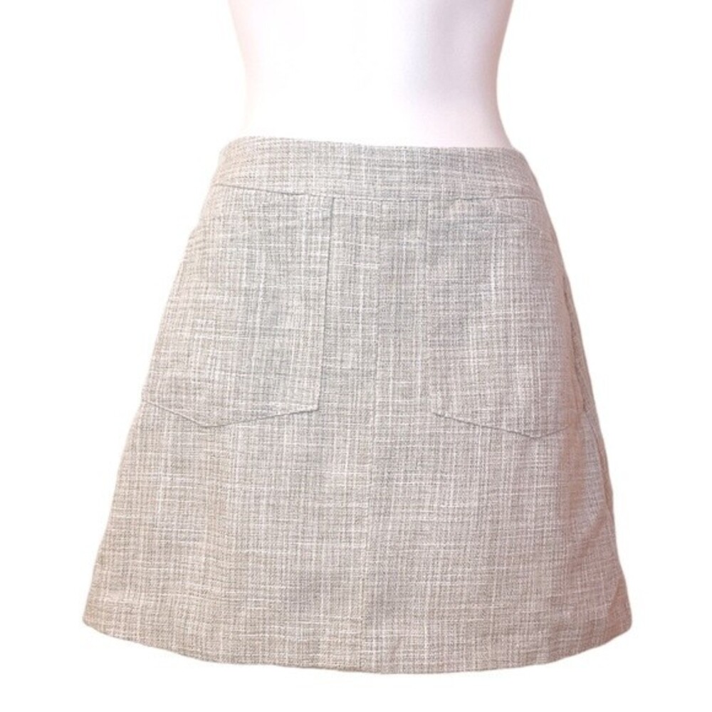 Beige Korean Twin Pocket Tweed Miniskirt Size Medium